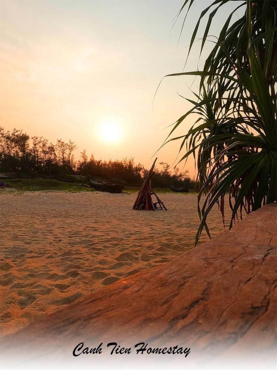 Canh Tien Homestay Tam Thanh Beach Тамки Экстерьер фото